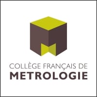site-industries-cosmetiques The image shows the Collège Français de Métrologie logo. The logo features a cubic shape with a combination of green and brown colors, reminiscent of natural elements often valued in the cosmetics industry. Below the cube, the text reads "Collège Français de Métrologie" in capital letters.